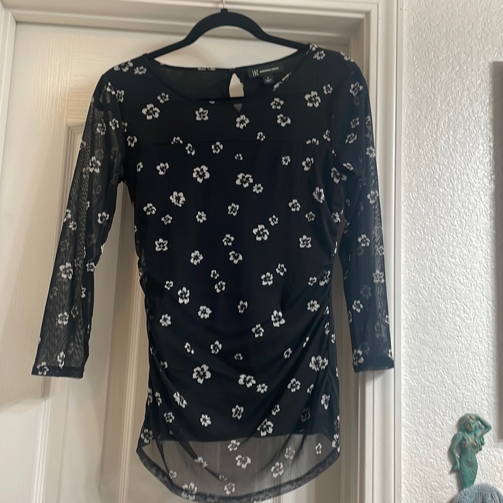 Women’s I N C mesh blouse size small